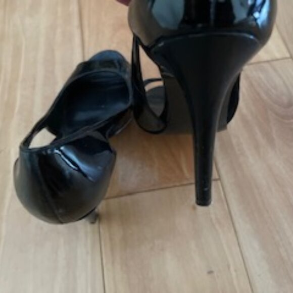 Ralph Lauren black Patent Heels Sz 7M - Picture 4 of 11